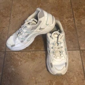 Women’s Vionic orthaheel size 11